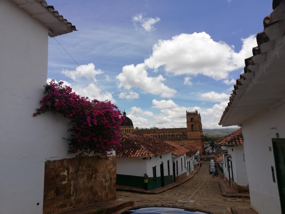 Hostal La Mansion De Virginia Barichara Exterior foto